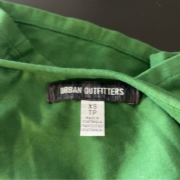 Urban Outfitters Vibrant Green Tank Top - Picture 4 of 5